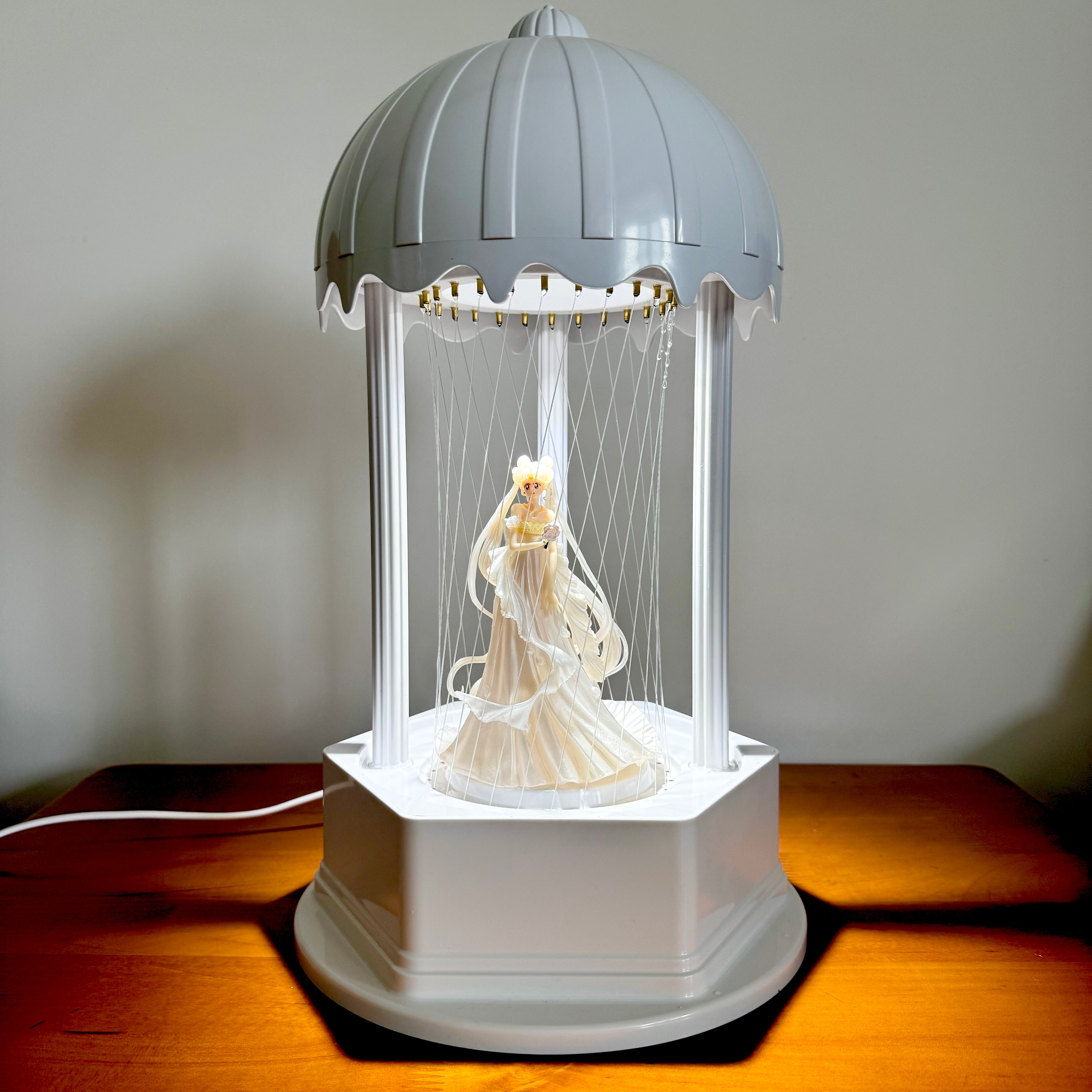MINI Oil Rain Lamp - Serene Princess，Retro oil rain  lamp for table, suitable for wedding stores and gifts