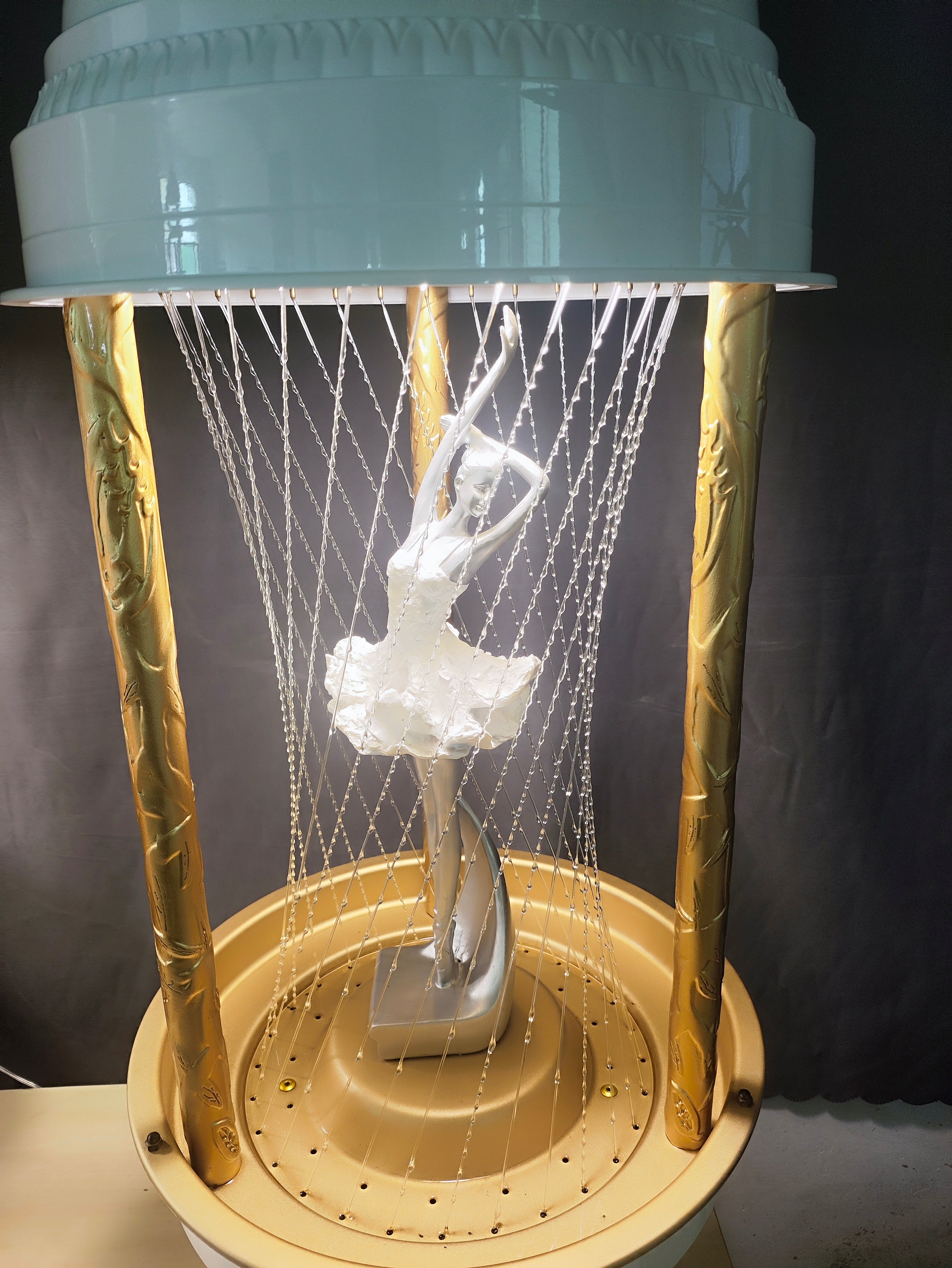 70s Cinnamon Rain Lamp, Retro Oil Rain Lamp– Ballet-dancer – Rainfall  lamp，Vintage Table lamp,  Suitable for bedrooms, Living Rooms and Stores