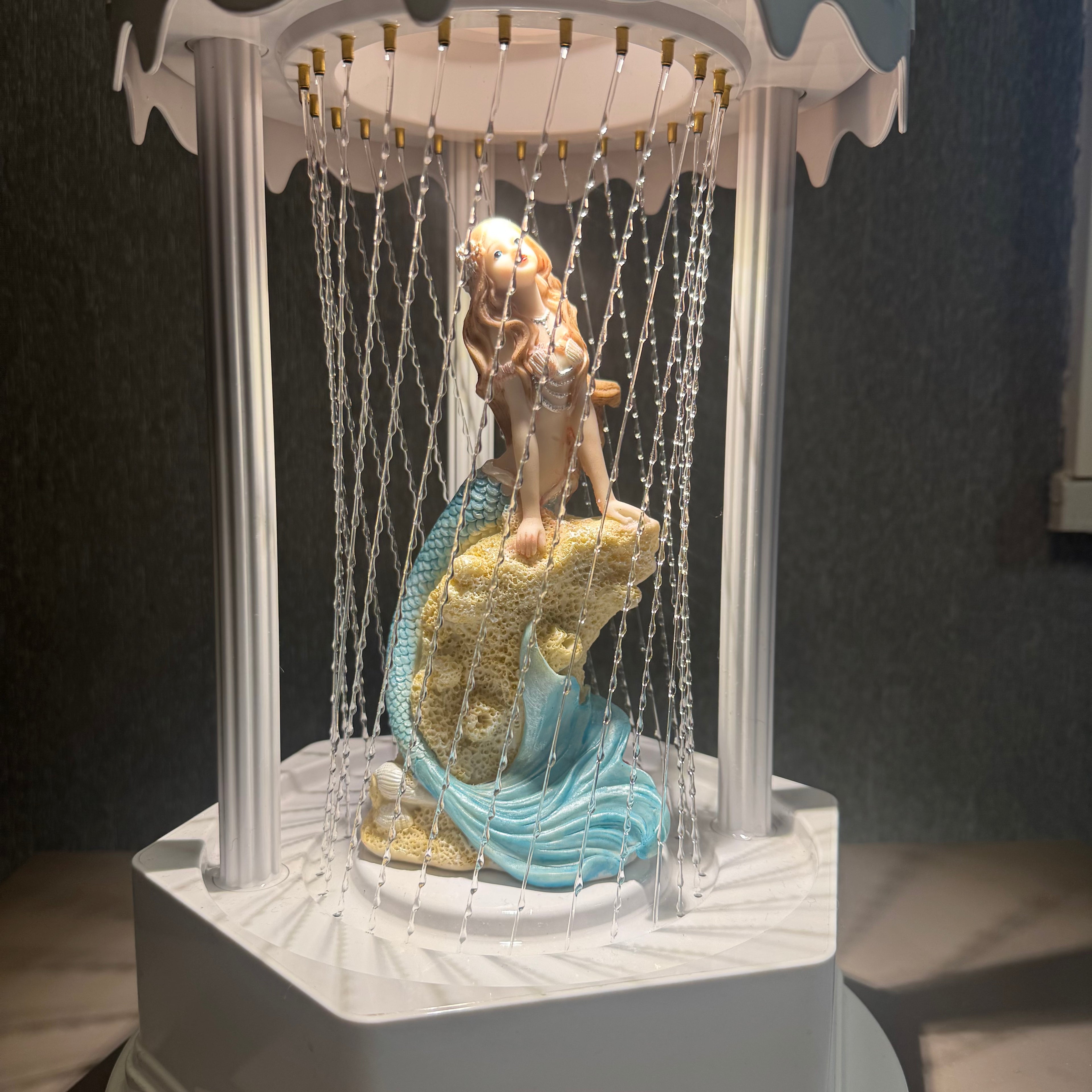 MINI Retro Oil Rain Lamp– Blue Mermaid– Rainfall Indicator lamp，Vintage Table lamp,  Suitable for bedrooms, Living Rooms and Stores