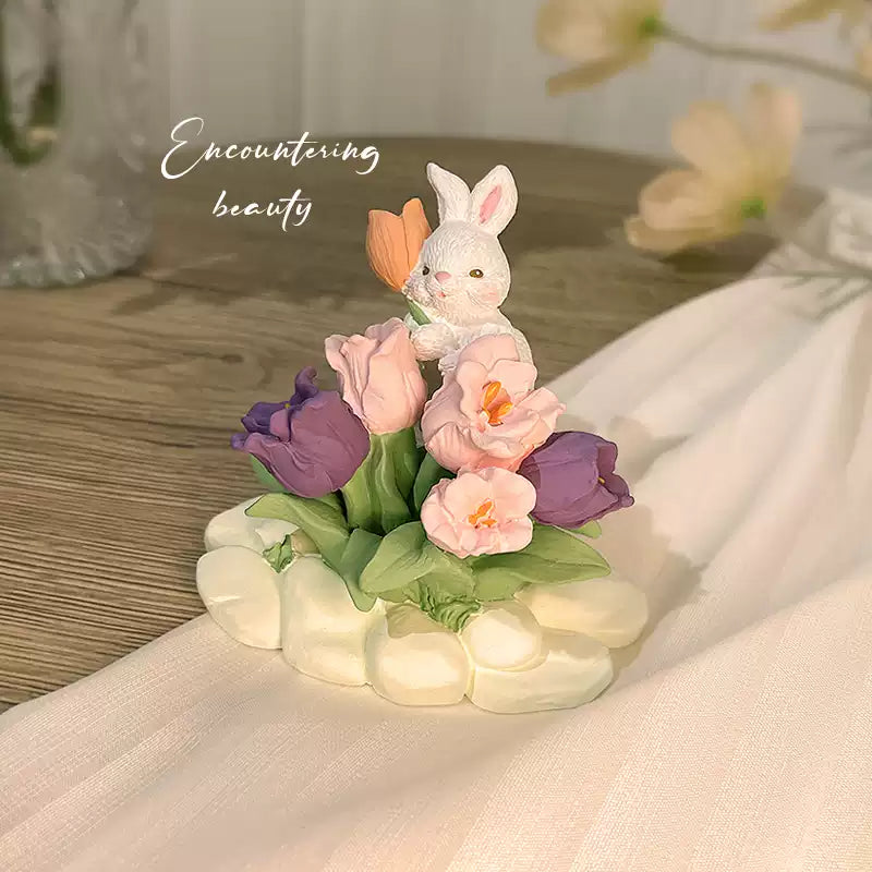 Easter Bunny Tulip Aromatherapy Stone, a small tabletop decoration, suitable for use as an in-car or home aromatherapy product